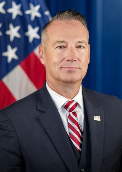 Todd Lyons